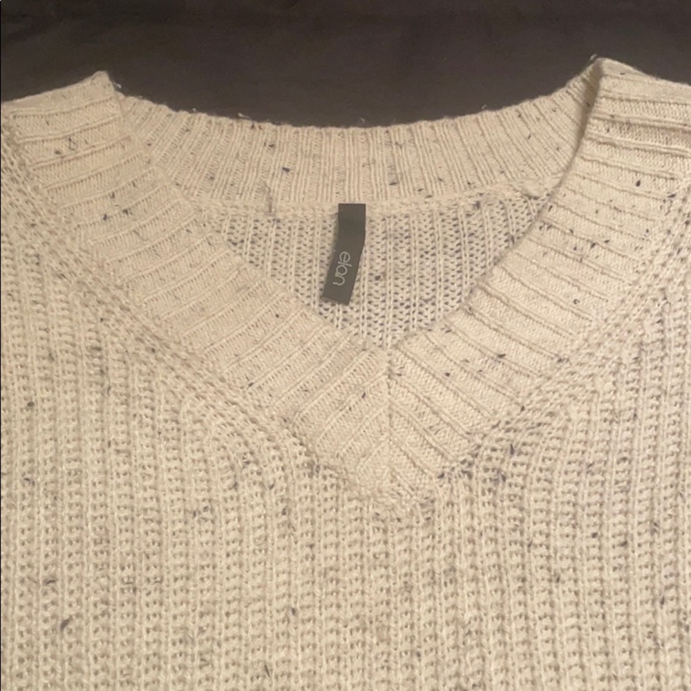 Sweater - Picture 2 of 3